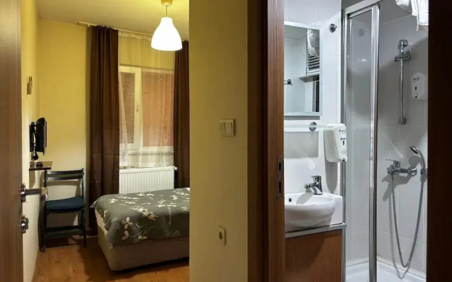 Demirci Otel