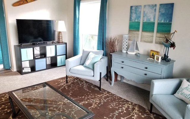 Quail Hollow A7-4U Condo