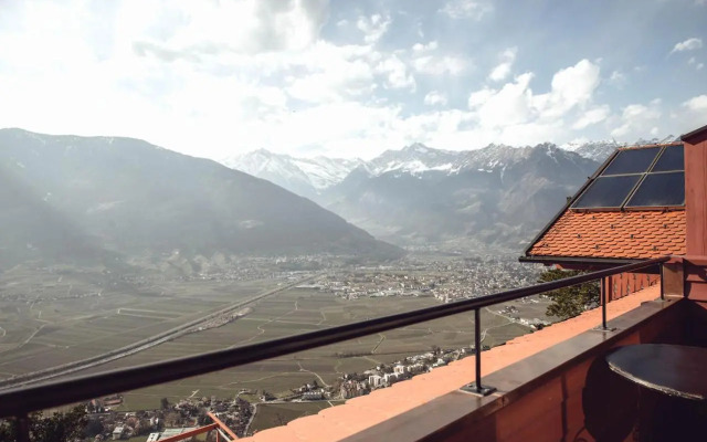 Relais & Chateaux Hotel Castel Fragsburg
