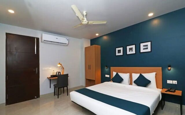 Aadat Hotel Subhash Chowk Gurgaon