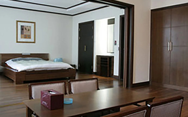 High1 Palace Hotel & CC