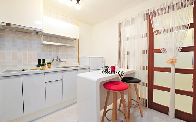 Sea Road Pension