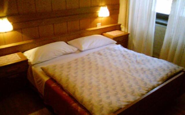 Campiglio Bilocale Monte Spinale