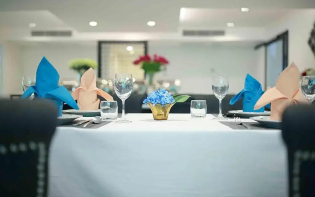 Iconic Suite(Sha Certified)