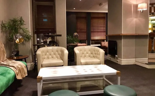 Best Western Mount Sorrel Hotel