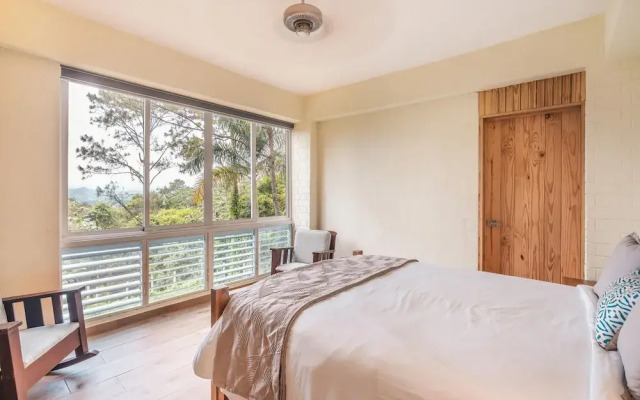 Paradise Retreat With Stunning Views in Jarabacoa