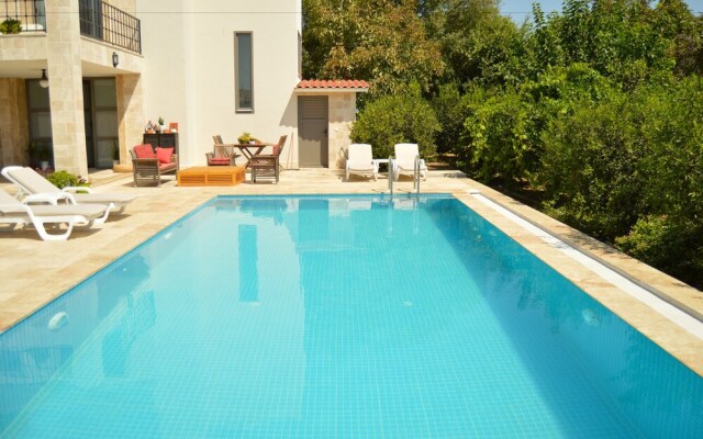 Important Group Villa BD469 4 Bedrooms