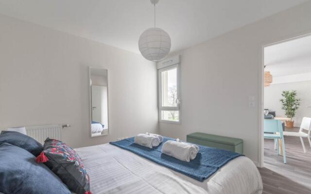LAURA - Appartement proche gare, arrivée 24 24