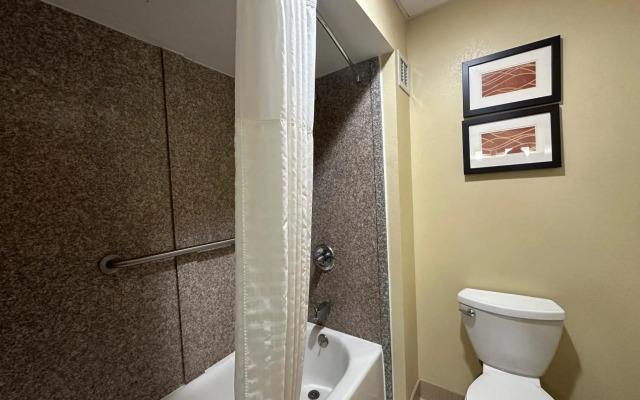 Quality Inn Perryville I-55