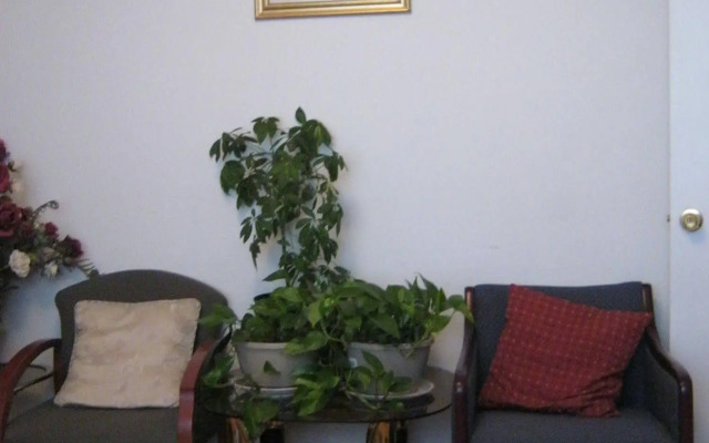 Kelowna Okanagan Lake Hostel