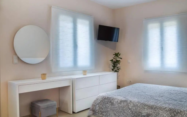 Blanca Serenidad Luxury Apartment