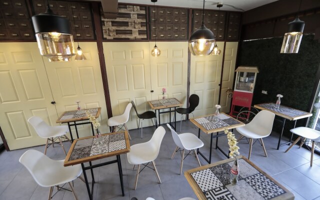 Hostal San Benito - Zona Rosa
