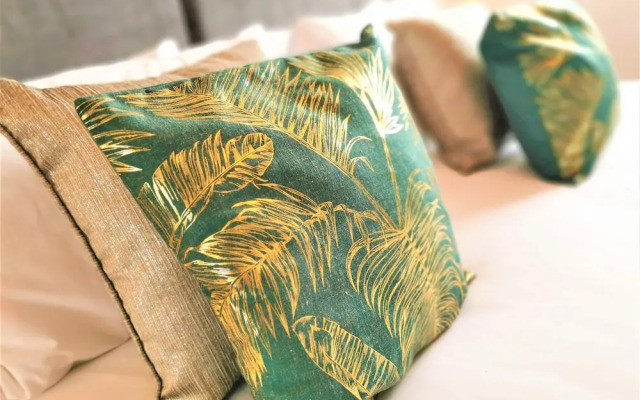 New Apartment Free Electric Car Charging