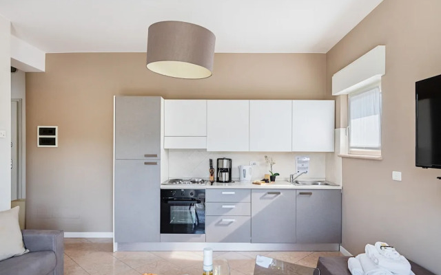 Residenza Miralago - 17 Versilia - LOC BK