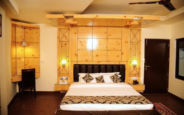 The Grand Sharan