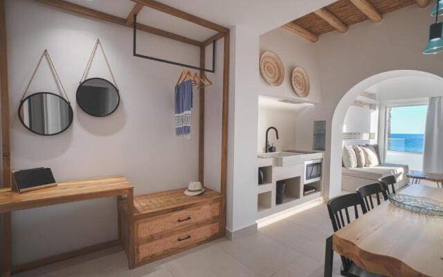 Sfakia Seaside luxury Suites