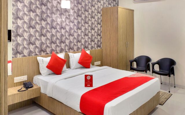 Collection O 11693 Hotel Sunshine