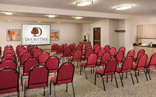 DoubleTree by Hilton Hotel Vancouver