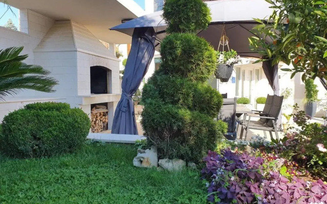Villa Calypso Royal Apartment