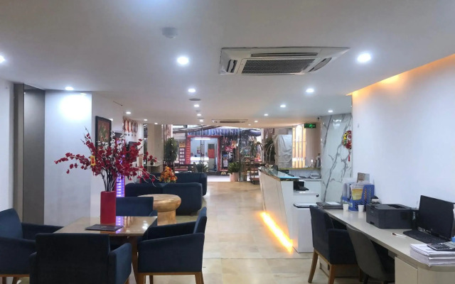 A25 Hotel - 12 Ngo Sy Lien
