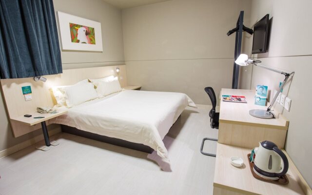 Jinjiang Inn Select Shanghai Nanxiang Minzhu Street