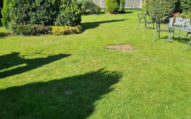 1 Bedroom Annex - 2 Mins From Train Station