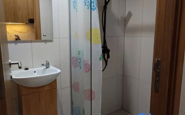 Kamaniya at Baloi Apartment – Bathroom – Batam