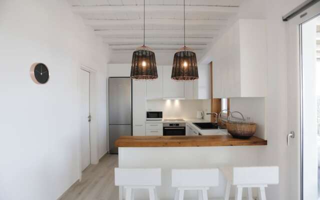 Waterfront Villa Angelika Pink Pelikan