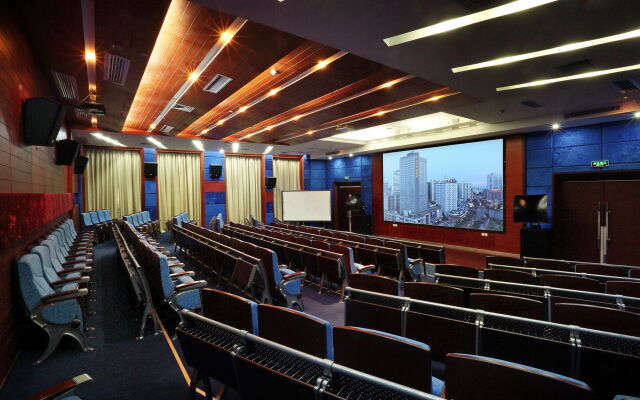 Haikou Baofa Shengyi Hotel