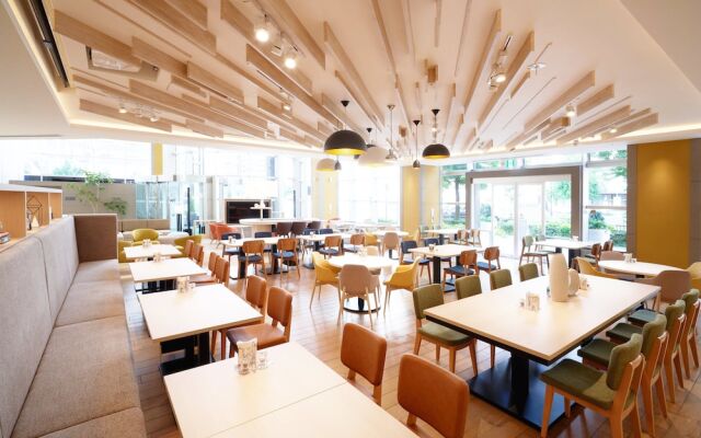 Holiday Inn & Suites Shin Osaka by IHG