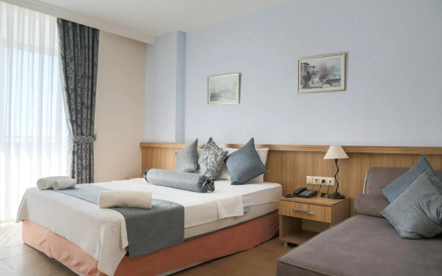 Ponz Boutique Hotel