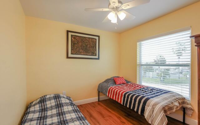 Seatuit Condominiums