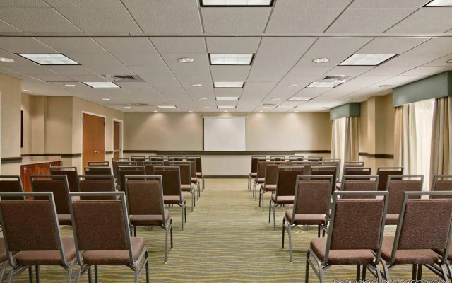 Hampton Inn by Hilton Dunn