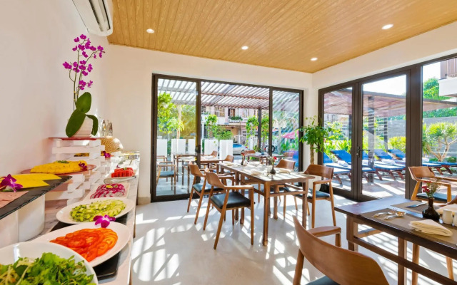 December Hoi An Villa