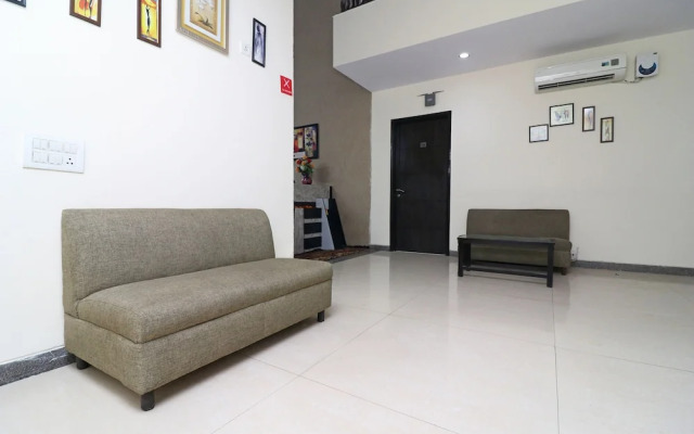 OYO Rooms 074 Cyber City