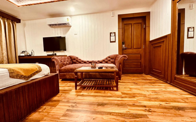 Walisons Hotel – Guest Rooms – Srinagar