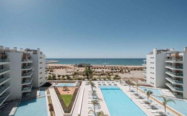 Dom Pedro Residences