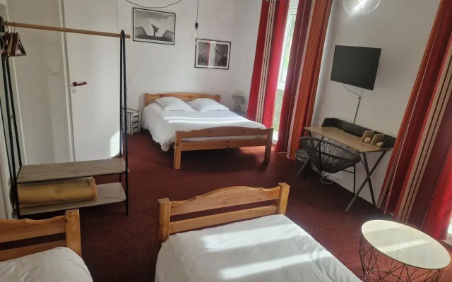 Reix Hotel
