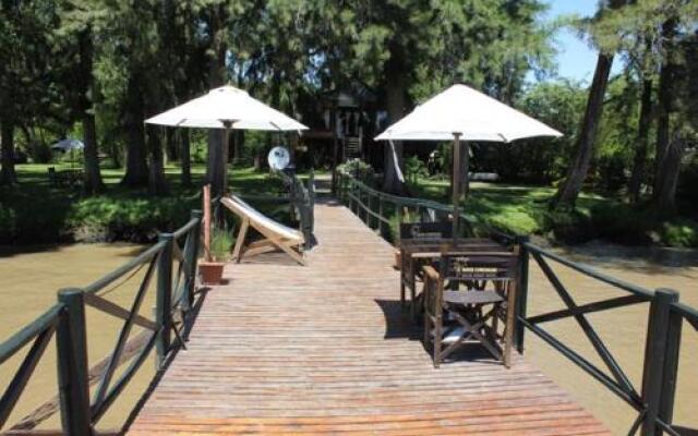 Cabañas Bahia Esmeralda