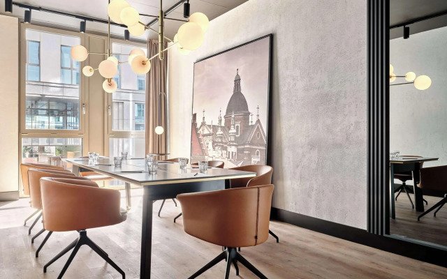 Radisson RED Hotel & Radisson RED Apartments, Kraków