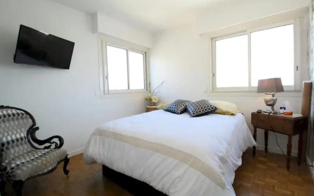 Apartment with 2 Bedrooms in Cannes, with Wonderful Sea View, Furnished Balcony And Wifi - 200 M From the Beach - Apartment in Cannes - Photo 2