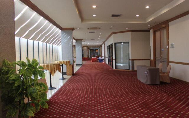 Chon Inter Hotel