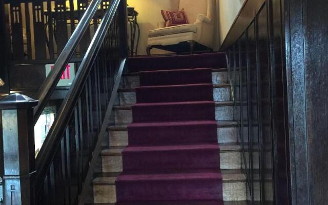 The Belvedere Inn & Restaurant