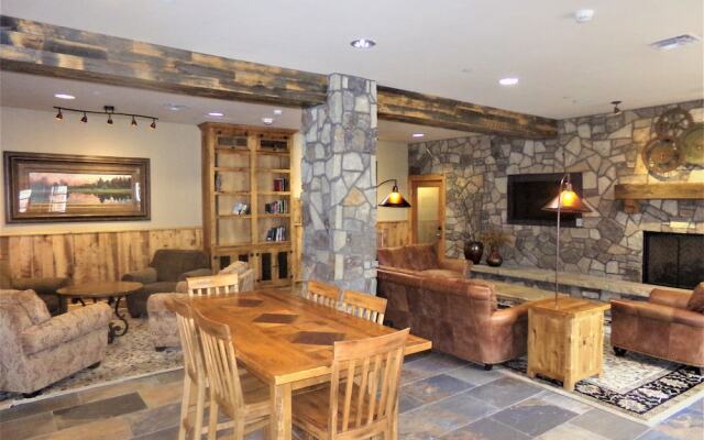 BBCS Black Bear Lodge Deluxe 2Bed 2Bath