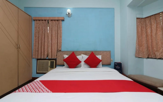 Collection O 5043 Ratnakar Days' Inn