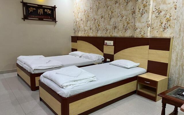 Hotel Lee Garden, Near Blue Flag Beach(500 Mtrs), Puri