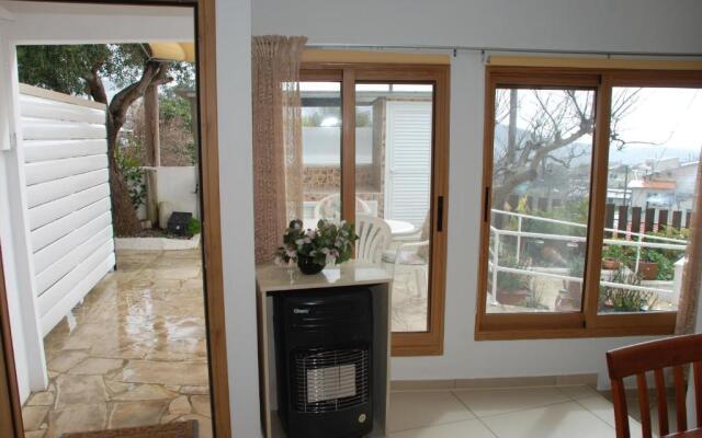 Kanarinis Apartments