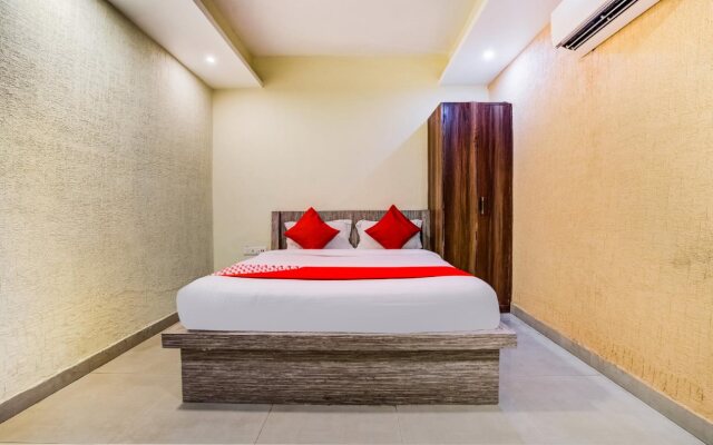 The Grand Yash By OYO Rooms