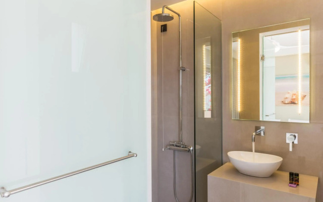 Forum Suites