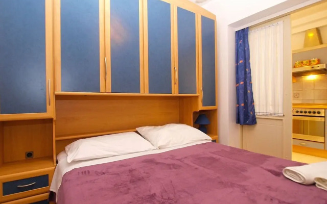 Apartment 1544